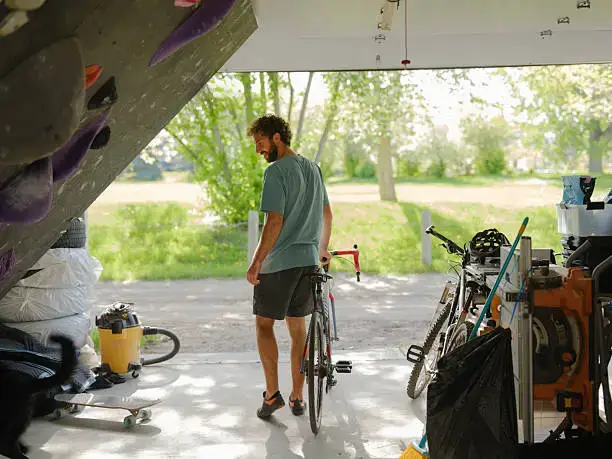 Garage Storage Solutions That Actually Save Space